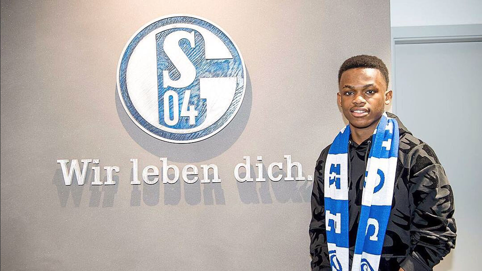 她们将继续 她们将继续